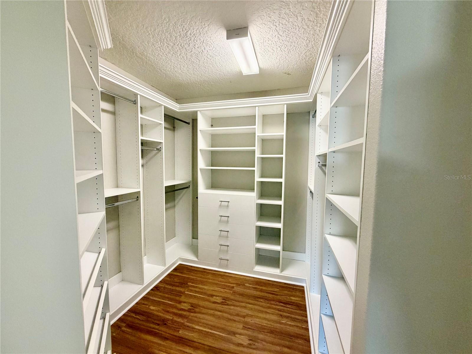 ALEXANDER RDG - Residential Lease