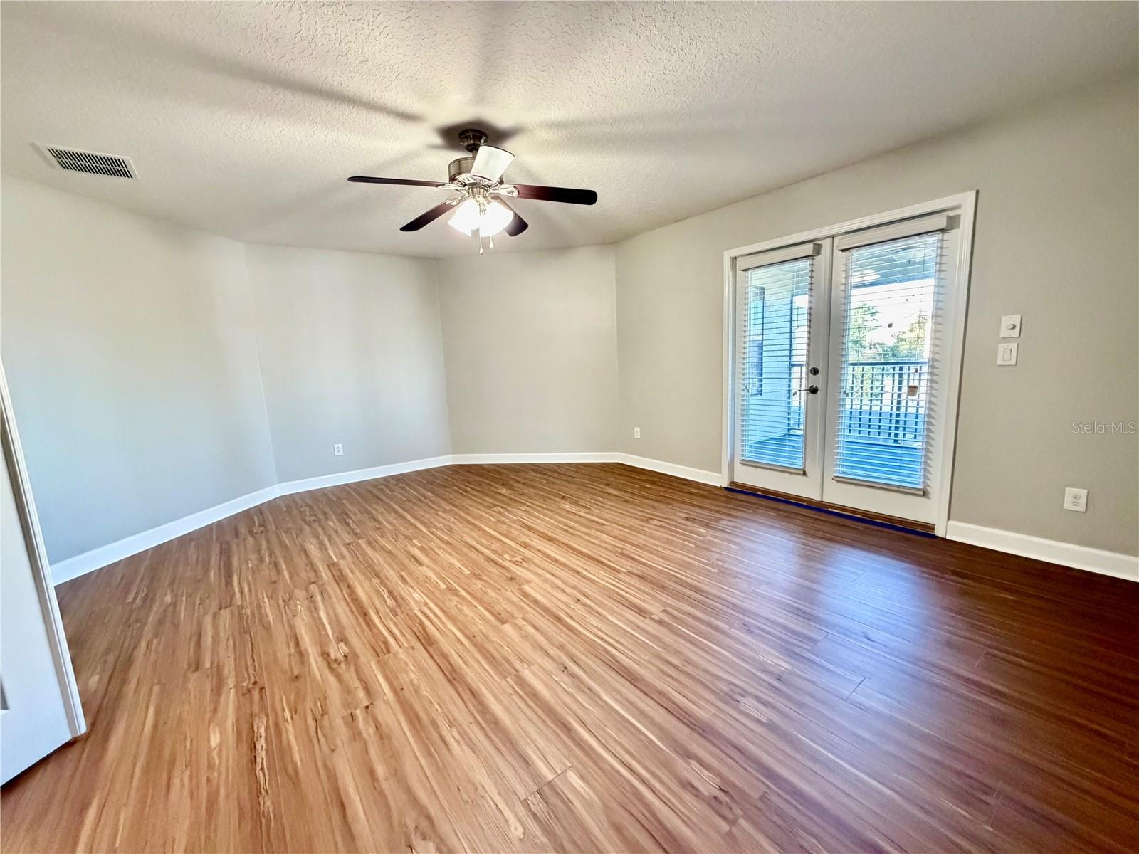 ALEXANDER RDG - Residential Lease