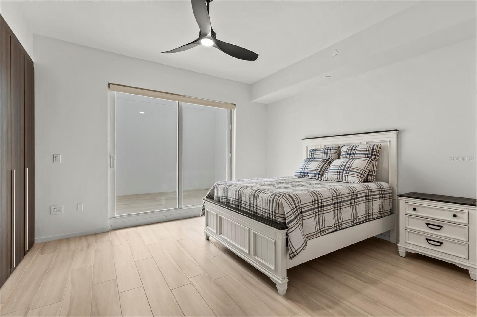SERENA BY THE SEA CONDO - Residential