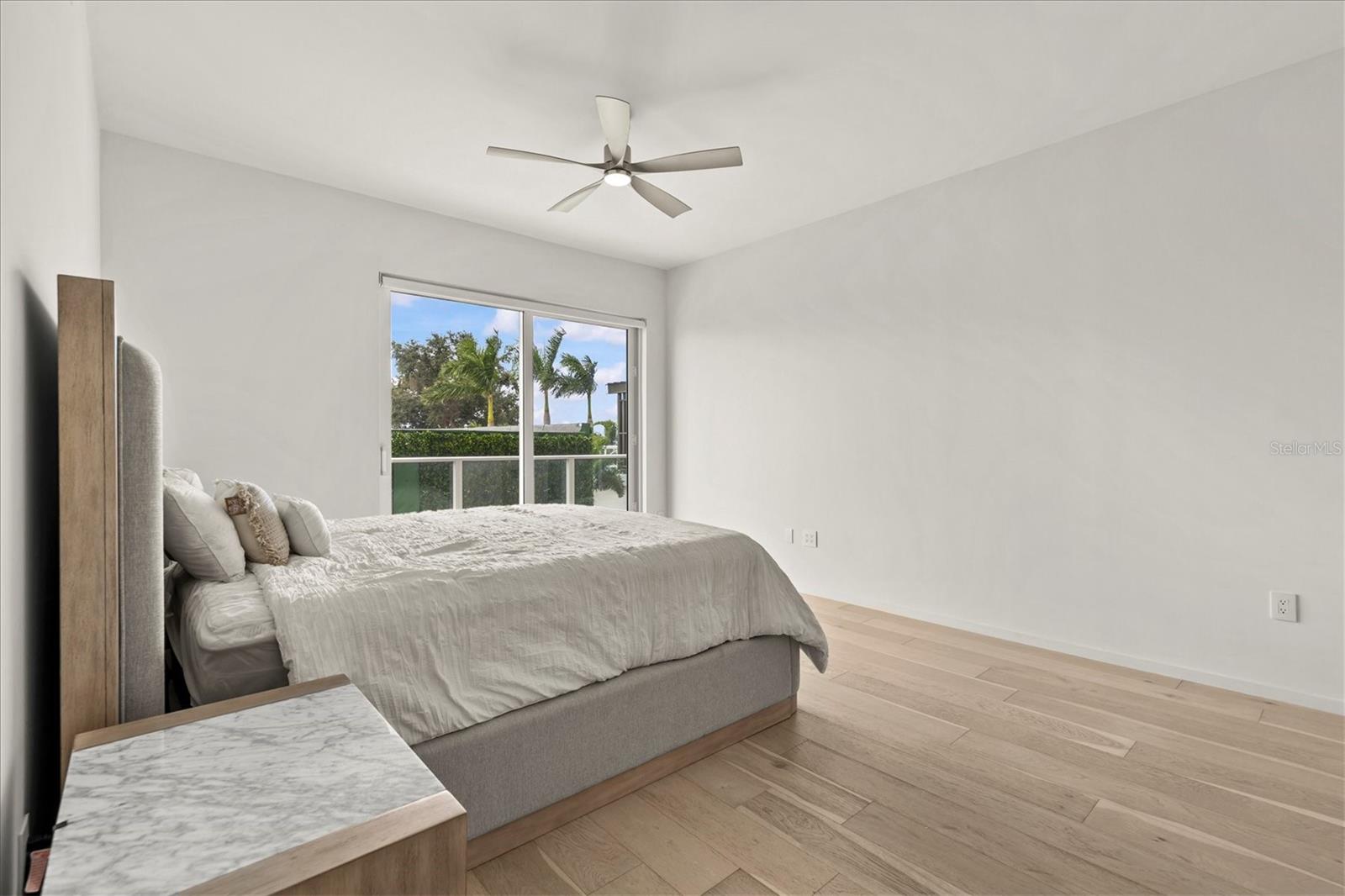 SERENA BY THE SEA CONDO - Residential
