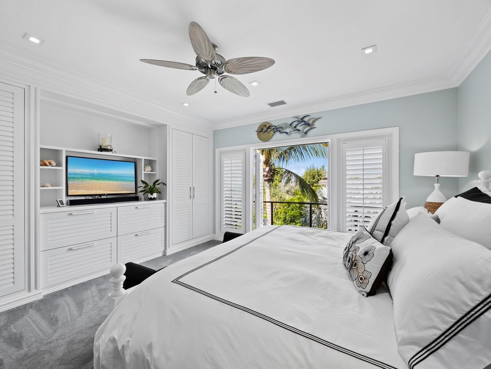 SANDY HOOK - Residential