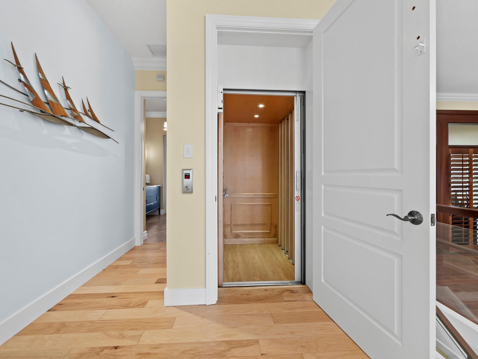 SANDY HOOK - Residential