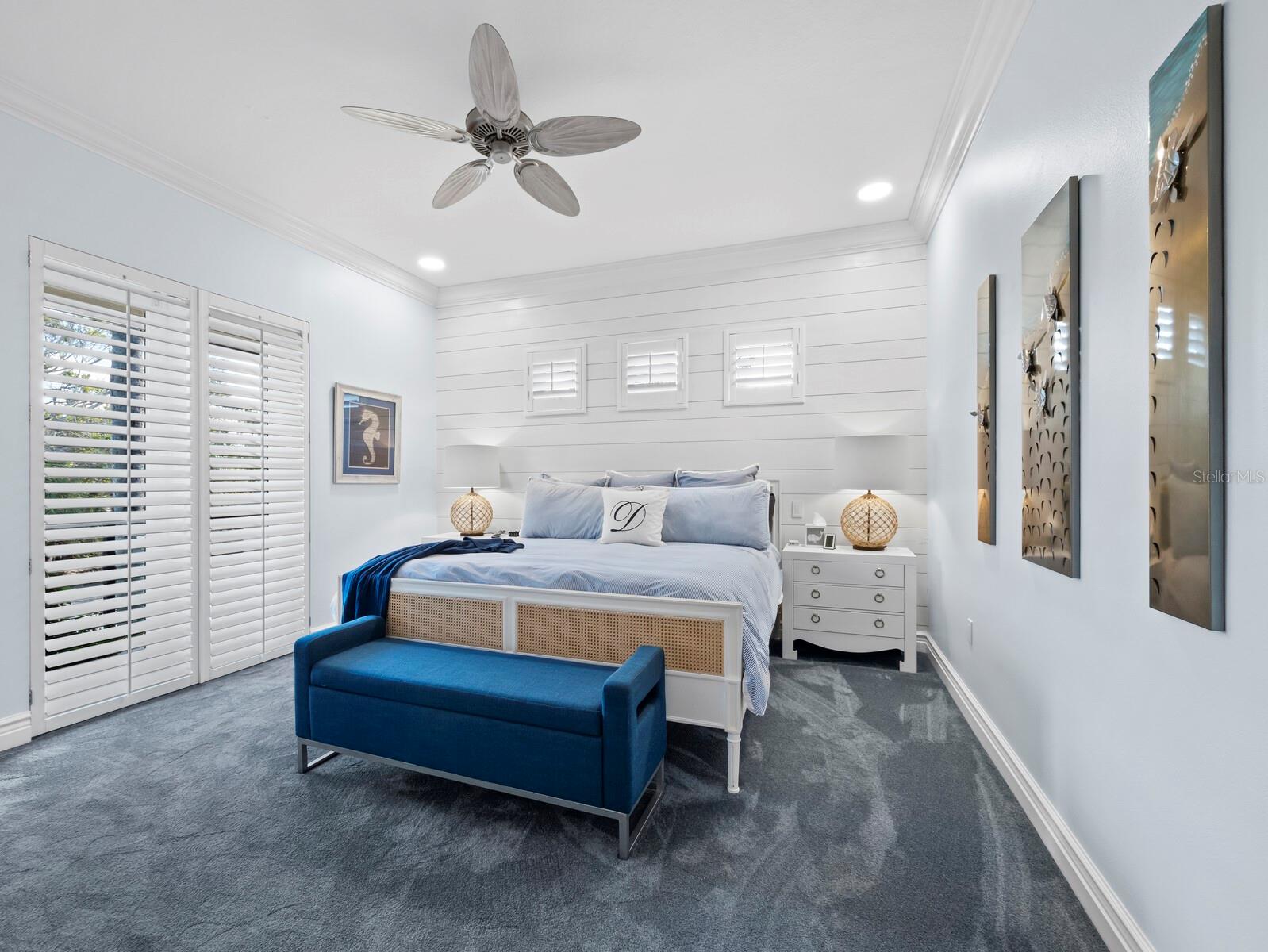 SANDY HOOK - Residential