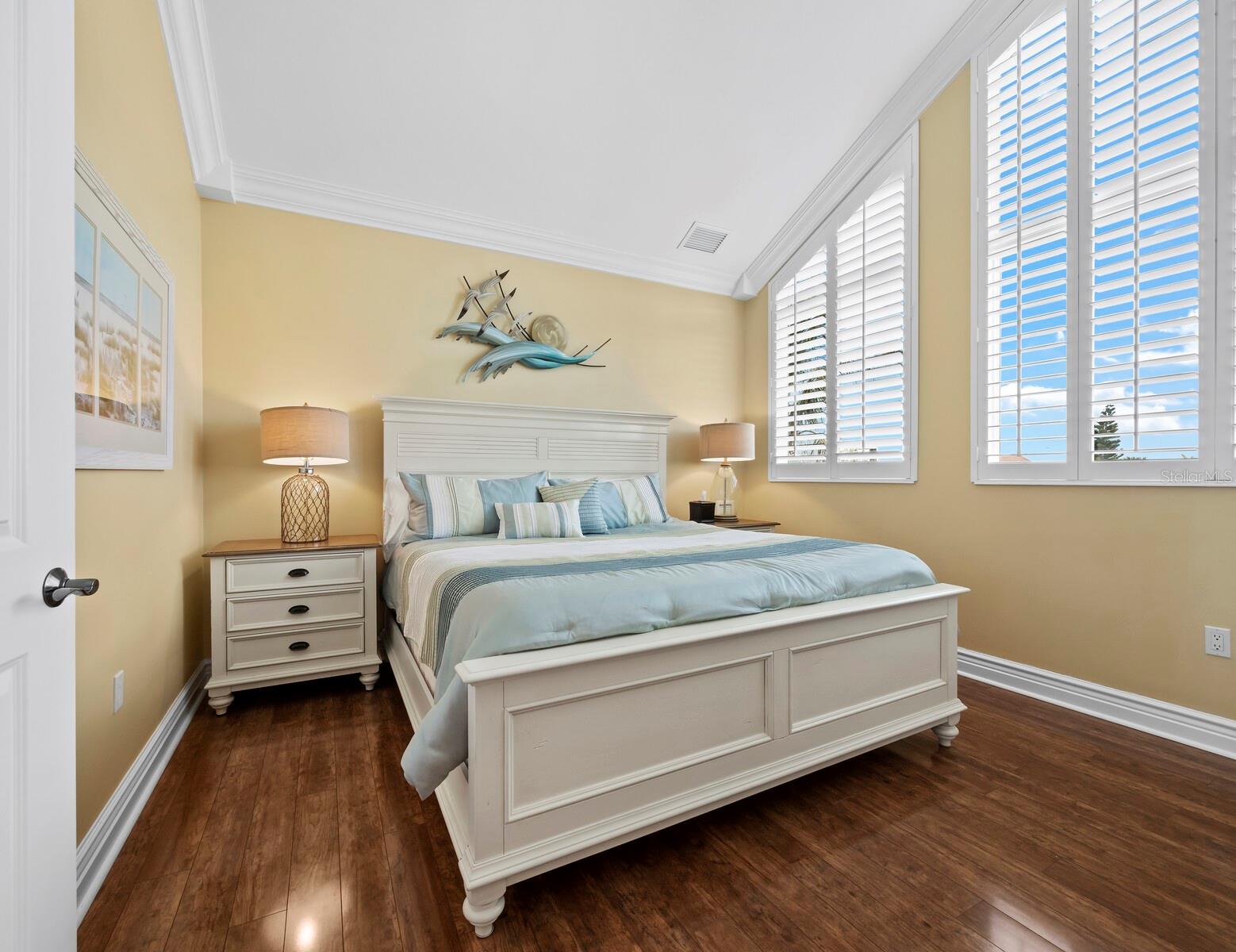 SANDY HOOK - Residential