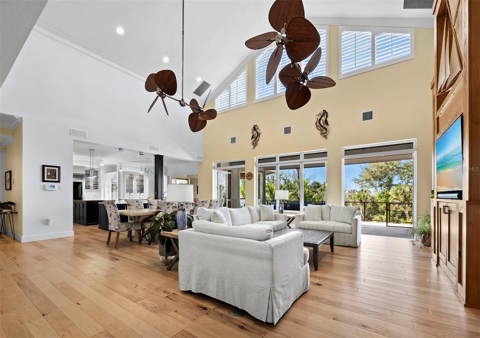 SANDY HOOK - Residential