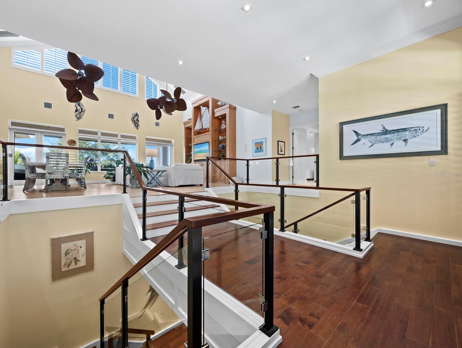 SANDY HOOK - Residential