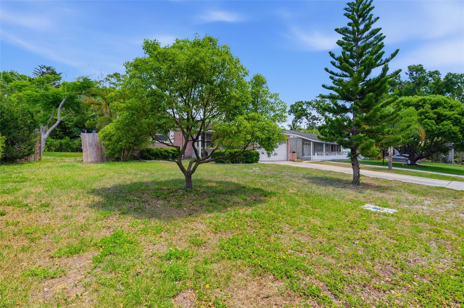 FAIRVIEW ESTATES - Residential