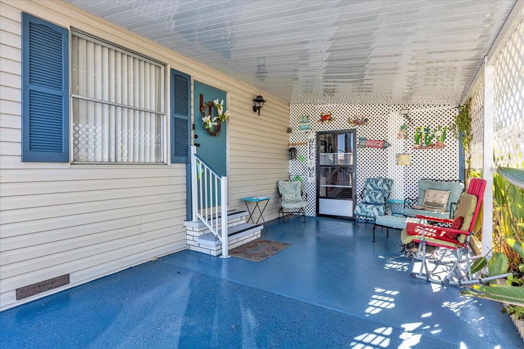 Photo of 115 Tropical Lane, Leesburg, FL 34748 (MLS # G5107912)