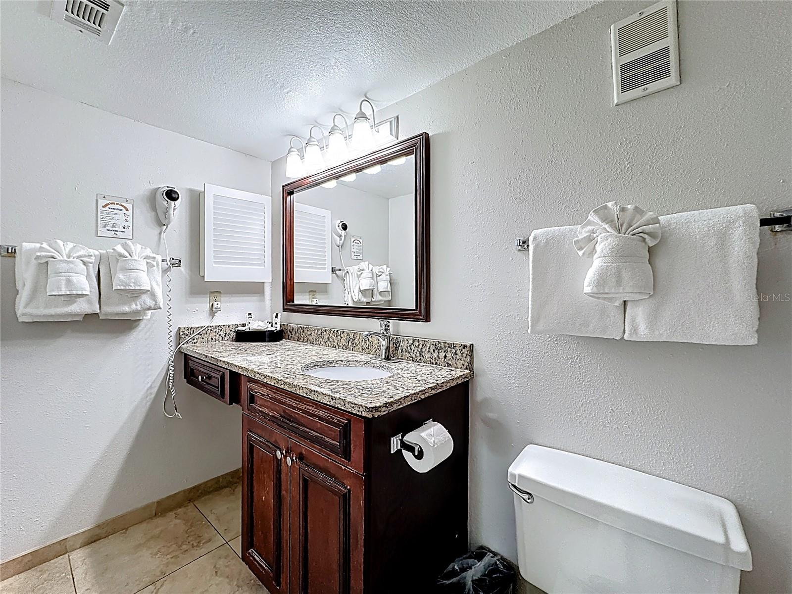 PARC CORNICHE CONDO PH 01 - Residential