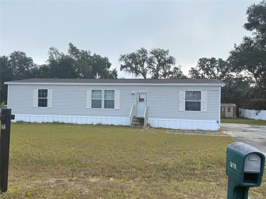 Photo of 8617 Indian Ridge Way, Lakeland, FL 33810 (MLS # TB8469760)