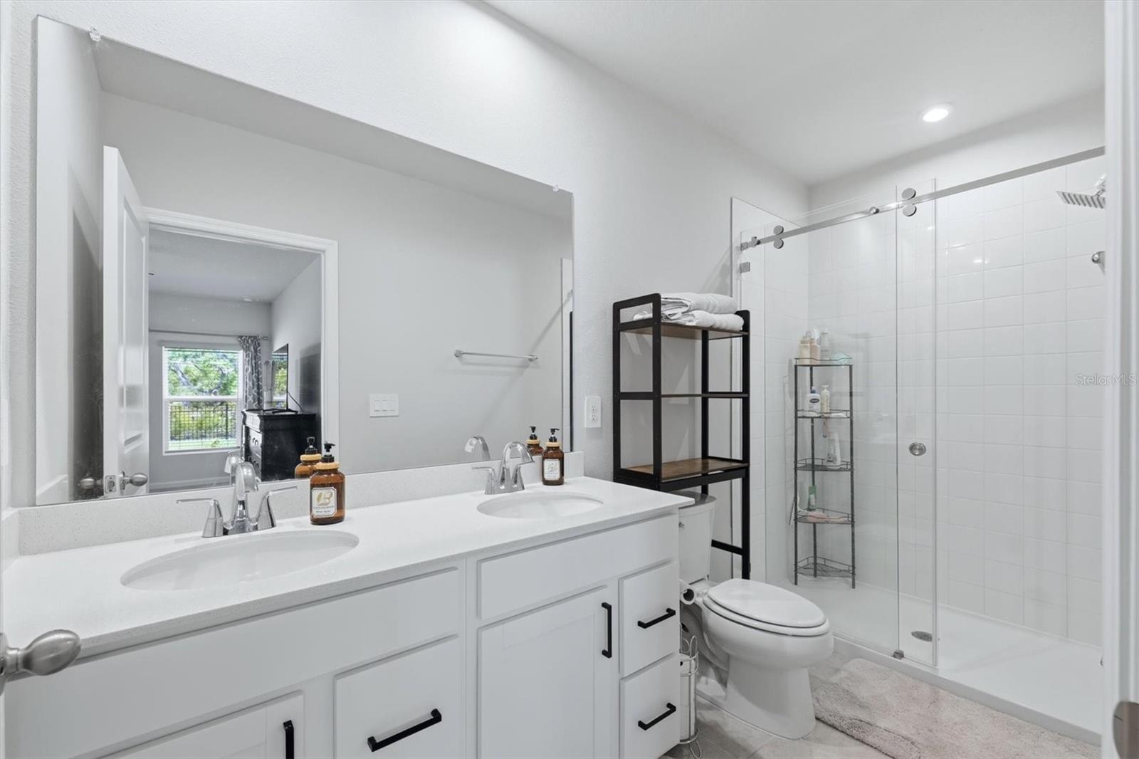 HILLWOOD PRESERVE - Residential