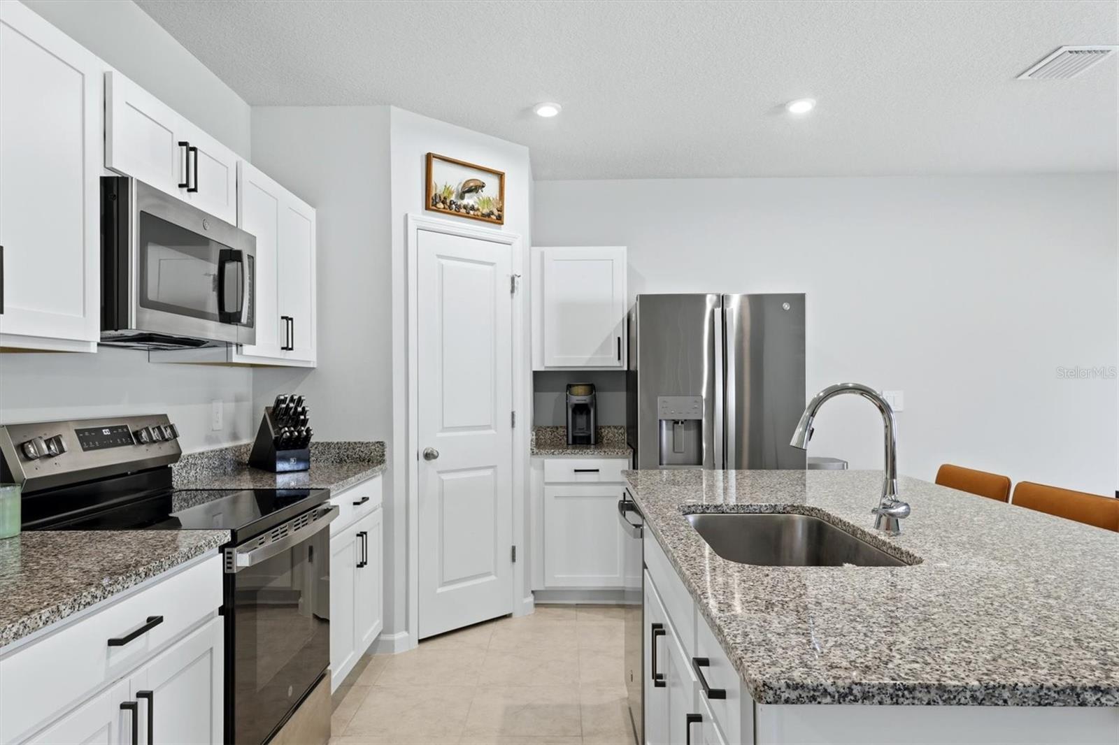 HILLWOOD PRESERVE - Residential