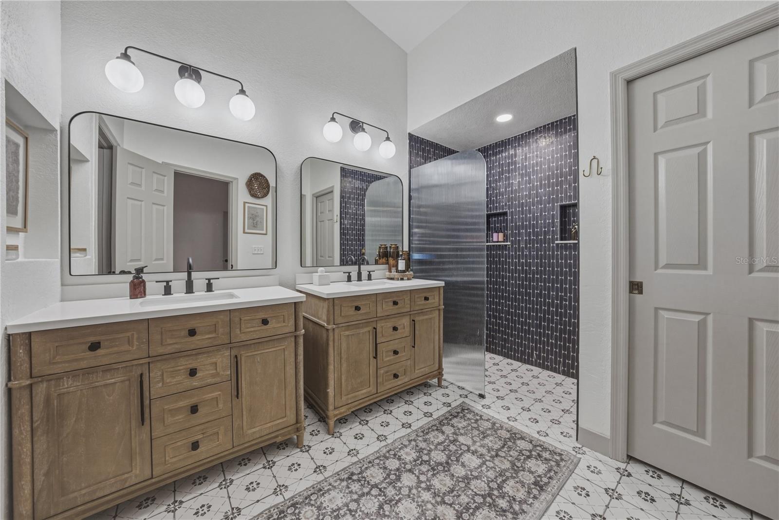 EAST BROOKSVILLE - Residential