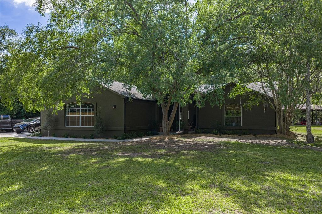 Photo of 9091 Mcintyre Road, Brooksville, FL 34601 (MLS # TB8498053)