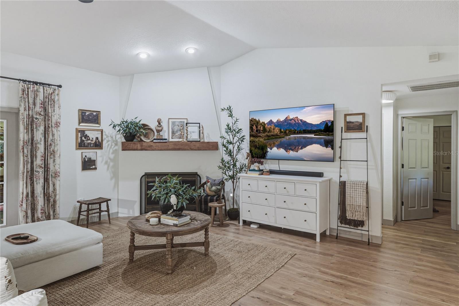 EAST BROOKSVILLE - Residential