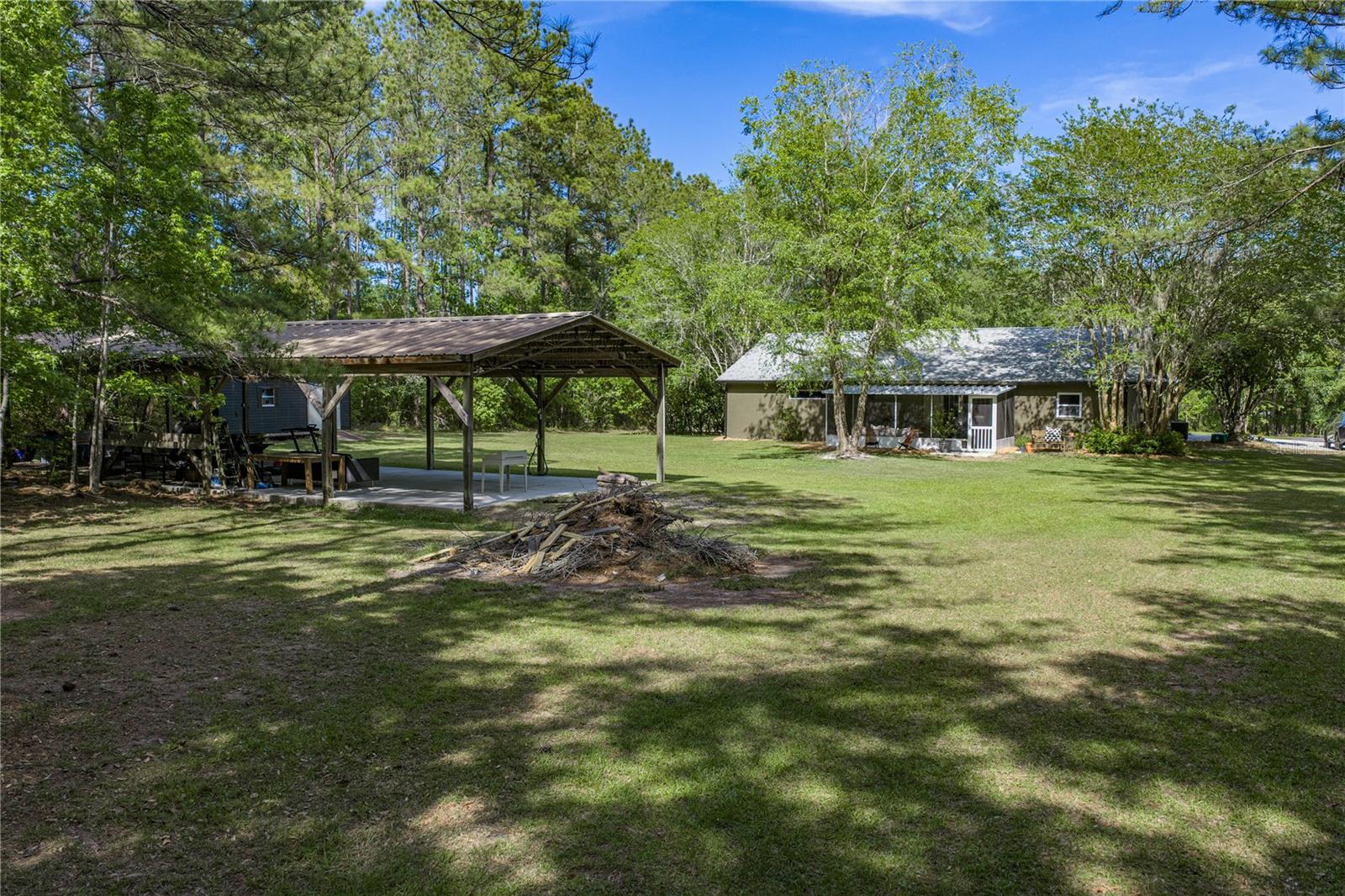 EAST BROOKSVILLE - Residential