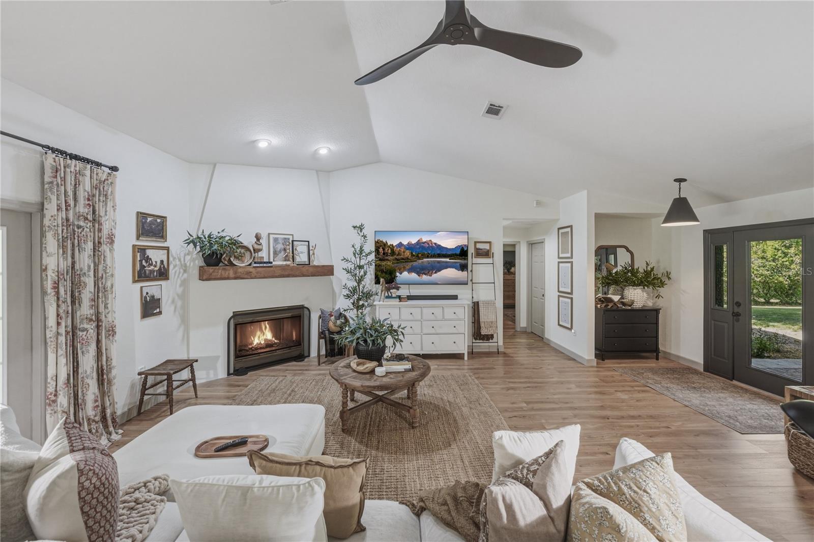 EAST BROOKSVILLE - Residential