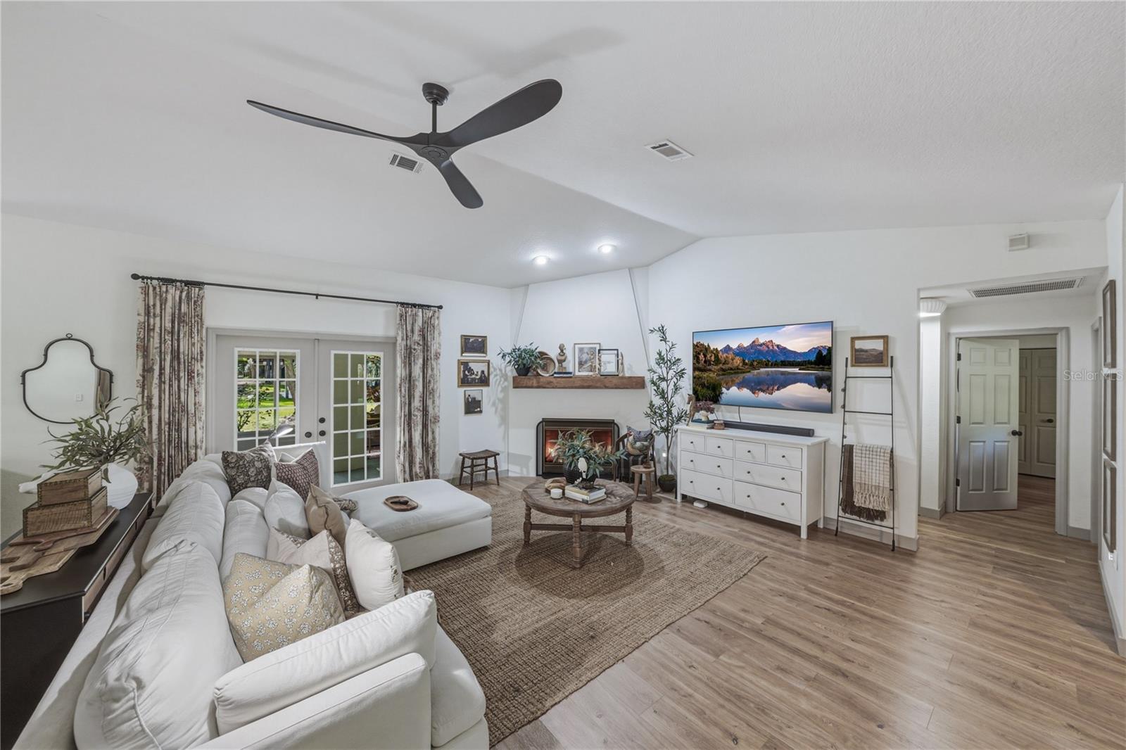 EAST BROOKSVILLE - Residential