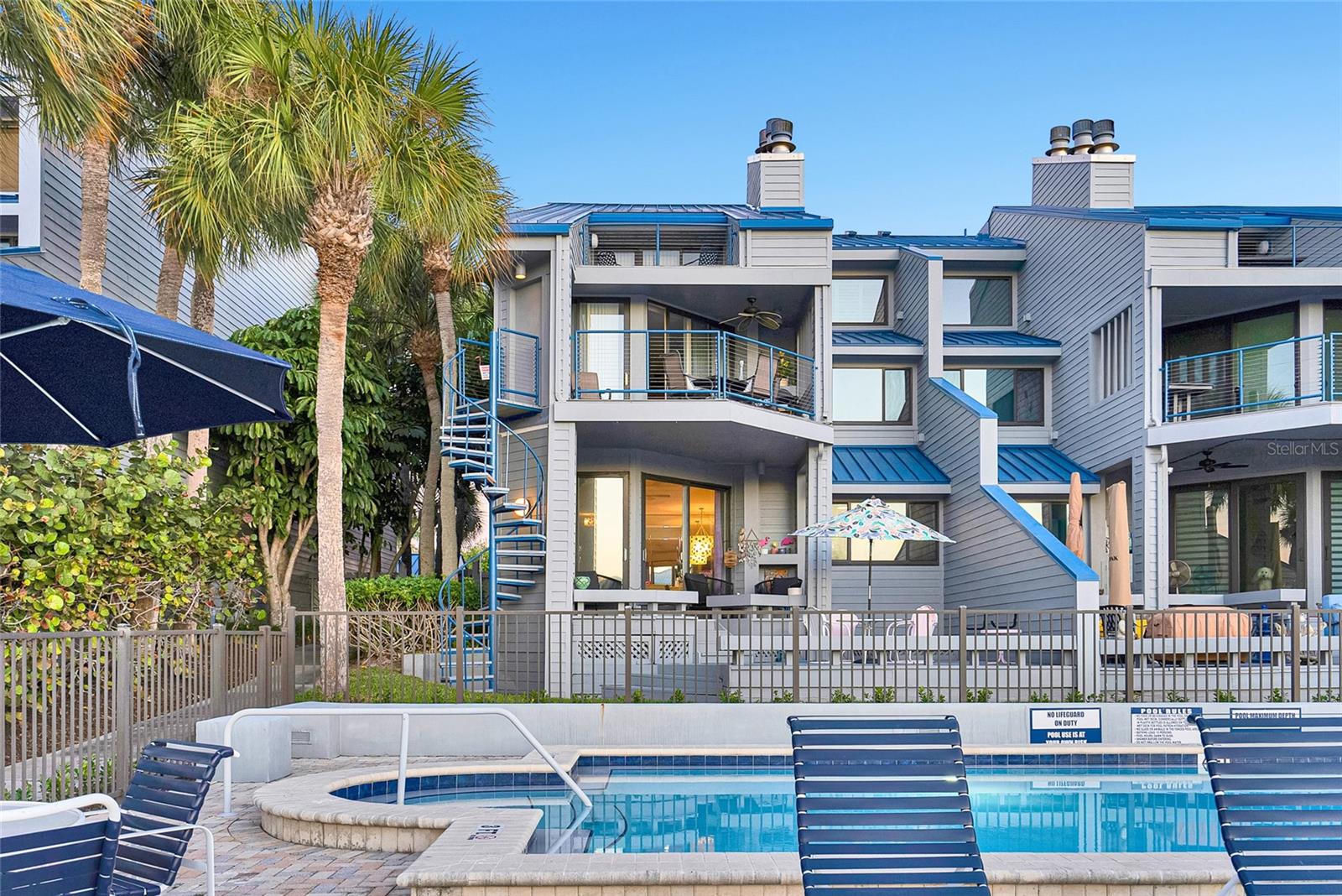 PORT TIERRA CONDO - Residential