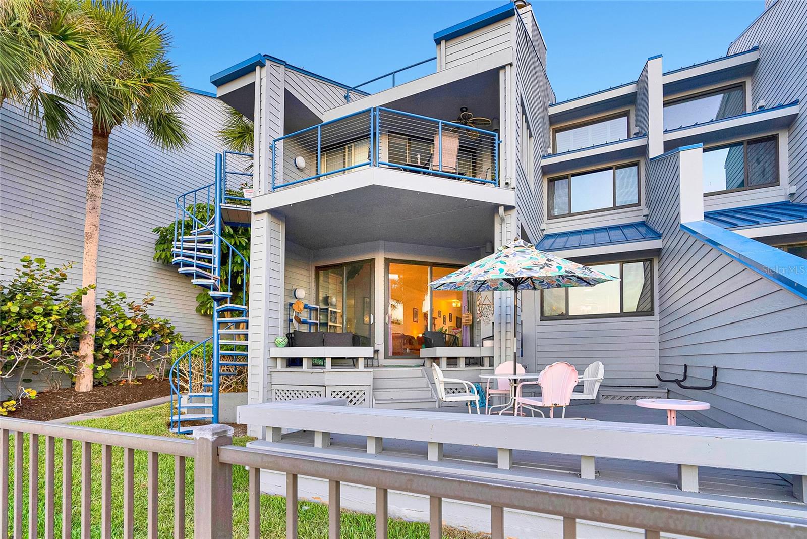 PORT TIERRA CONDO - Residential