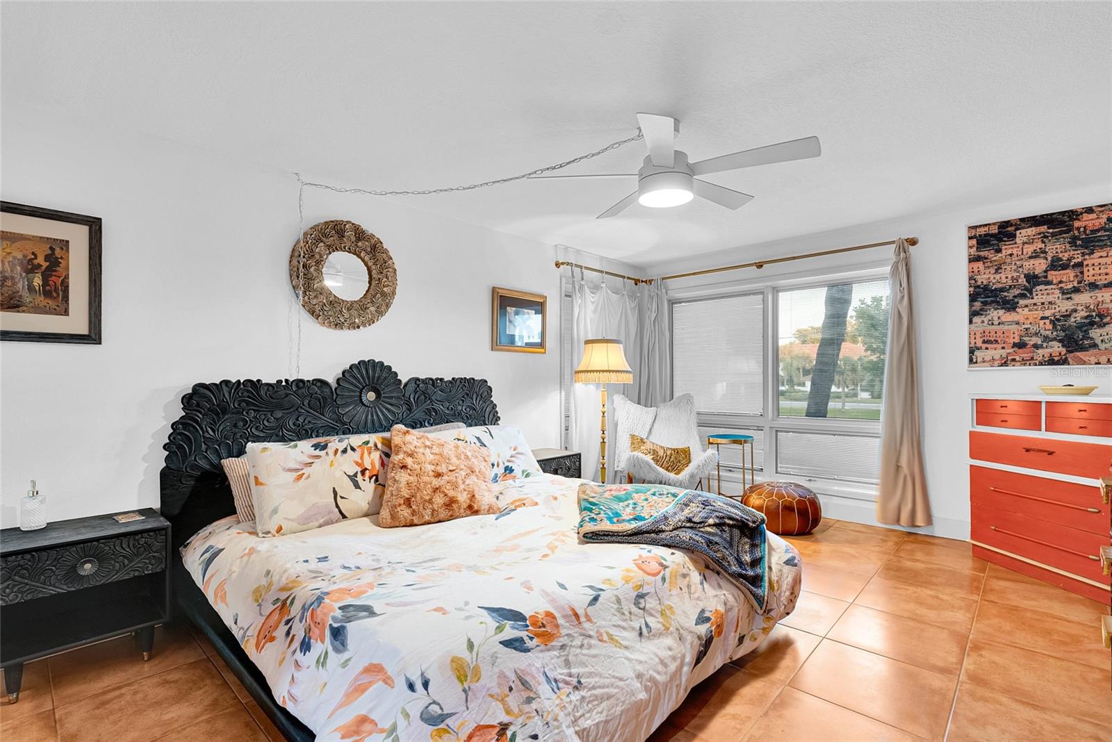 PORT TIERRA CONDO - Residential