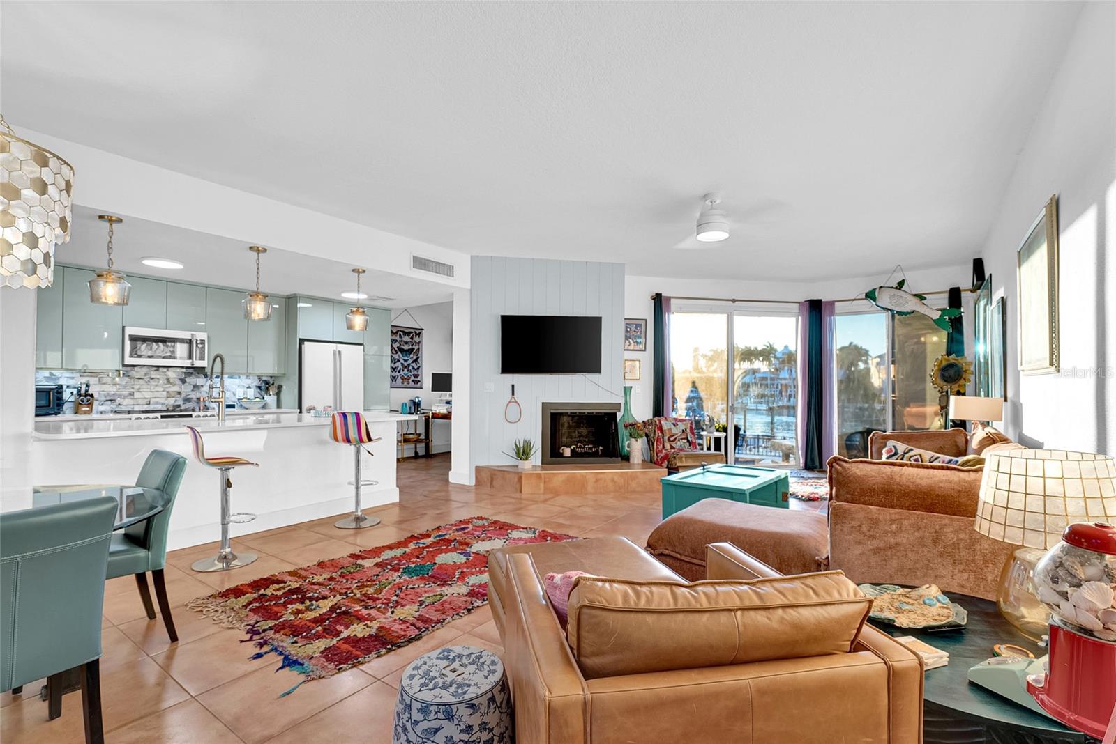 PORT TIERRA CONDO - Residential