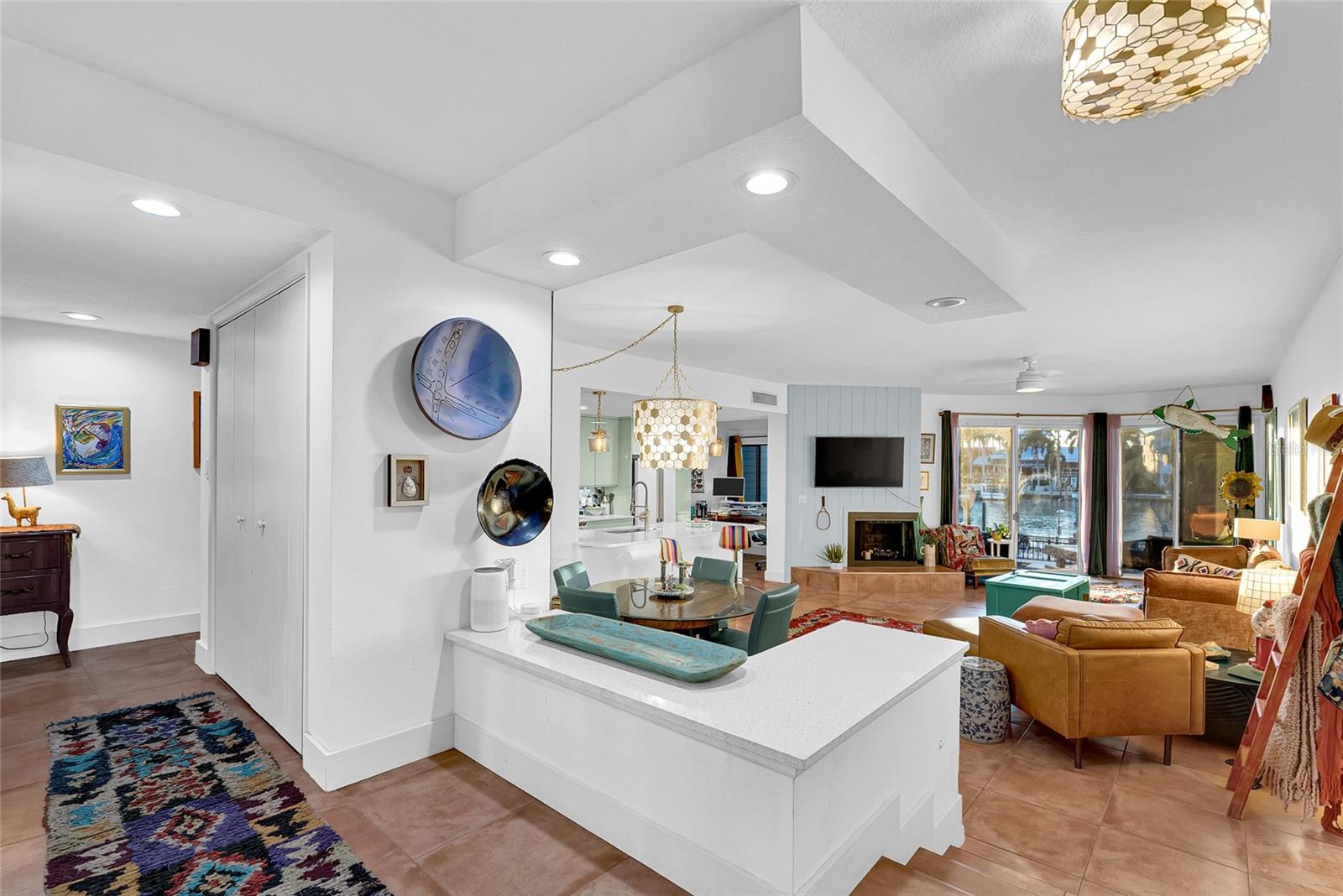 910 PINELLAS BAYWAY S 107