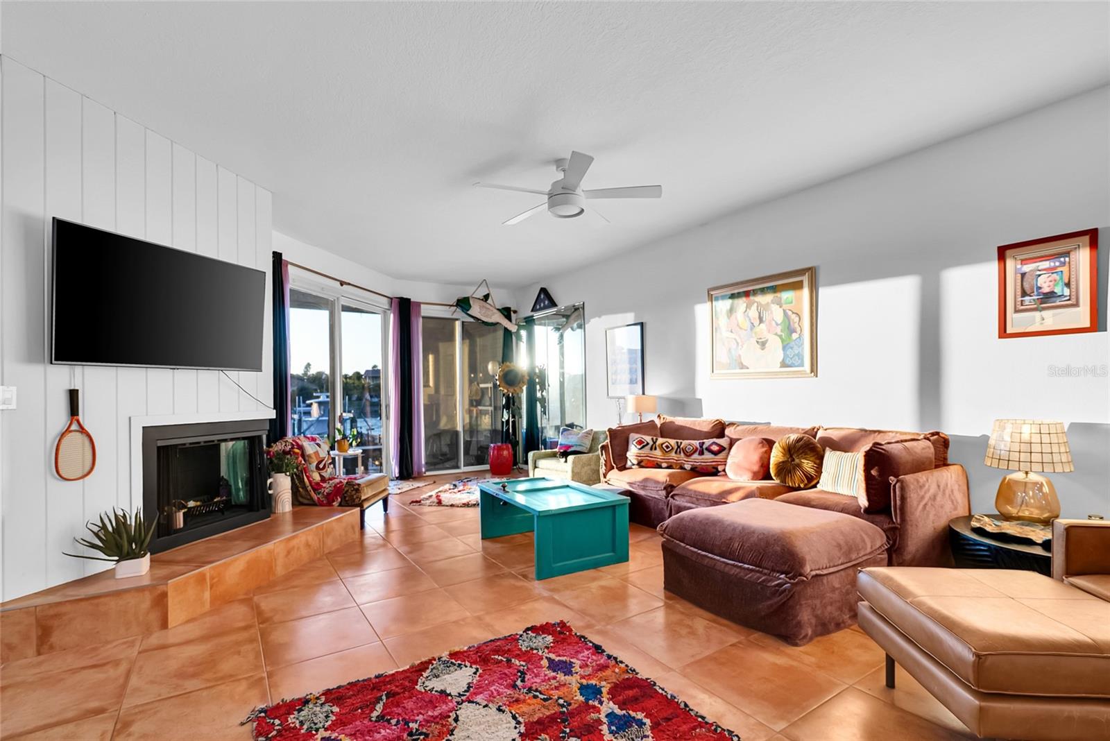 PORT TIERRA CONDO - Residential