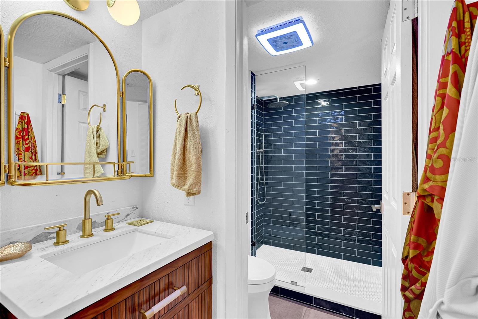 PORT TIERRA CONDO - Residential