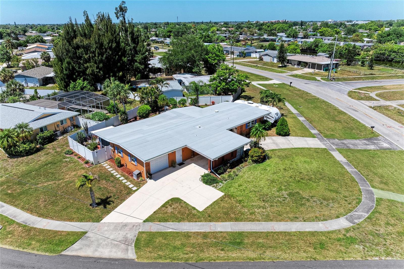 PORT CHARLOTTE GOLF CRSE SEC - Residential
