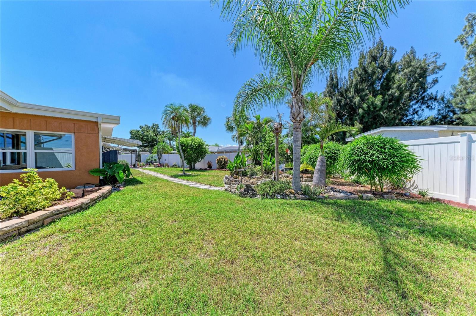 PORT CHARLOTTE GOLF CRSE SEC - Residential