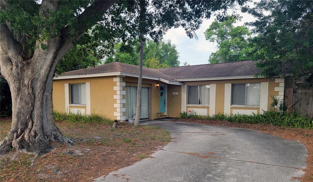 Photo of 9321 91st Street, Seminole, FL 33777 (MLS # TB8507876)