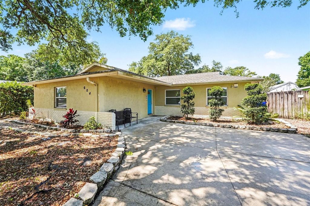 Photo of 604 Limetree Drive, Oldsmar, FL 34677 (MLS # O6401483)