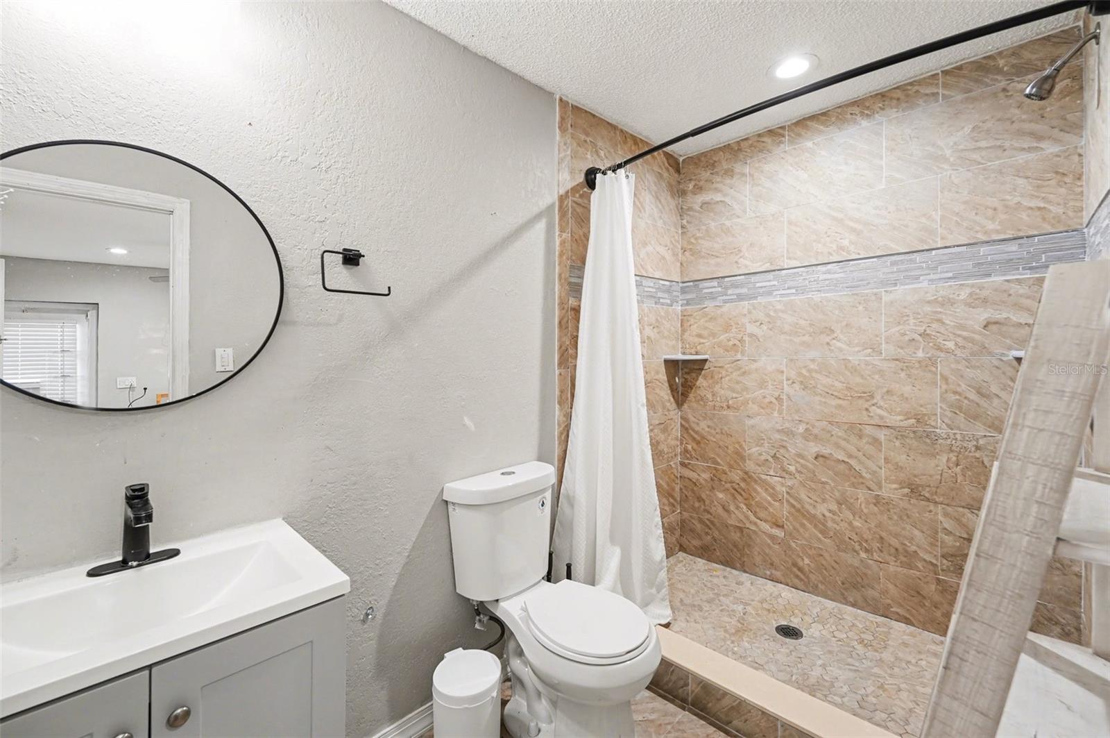 HARBOR PALMS UNIT ELEVEN - Residential