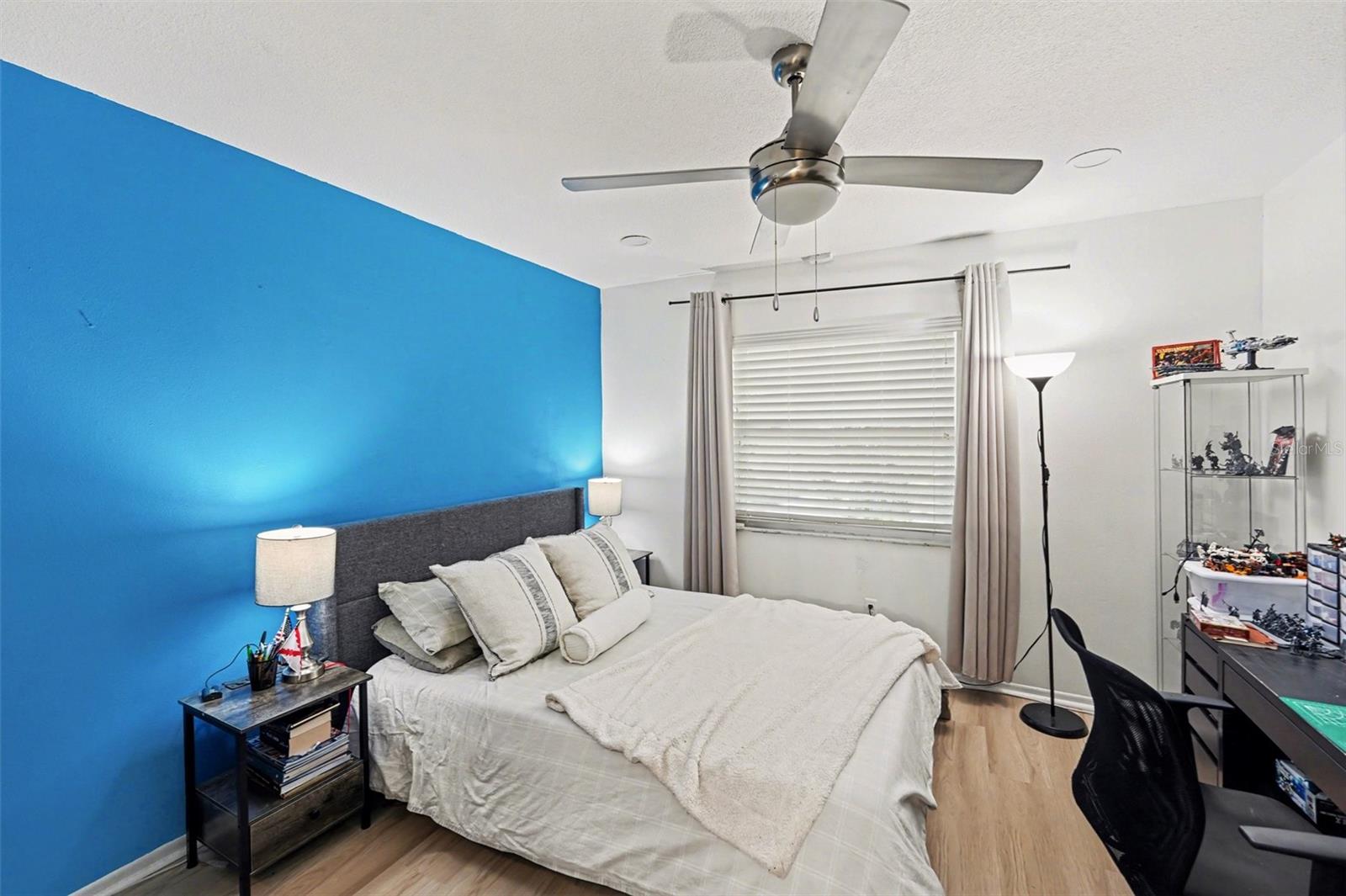 HARBOR PALMS UNIT ELEVEN - Residential