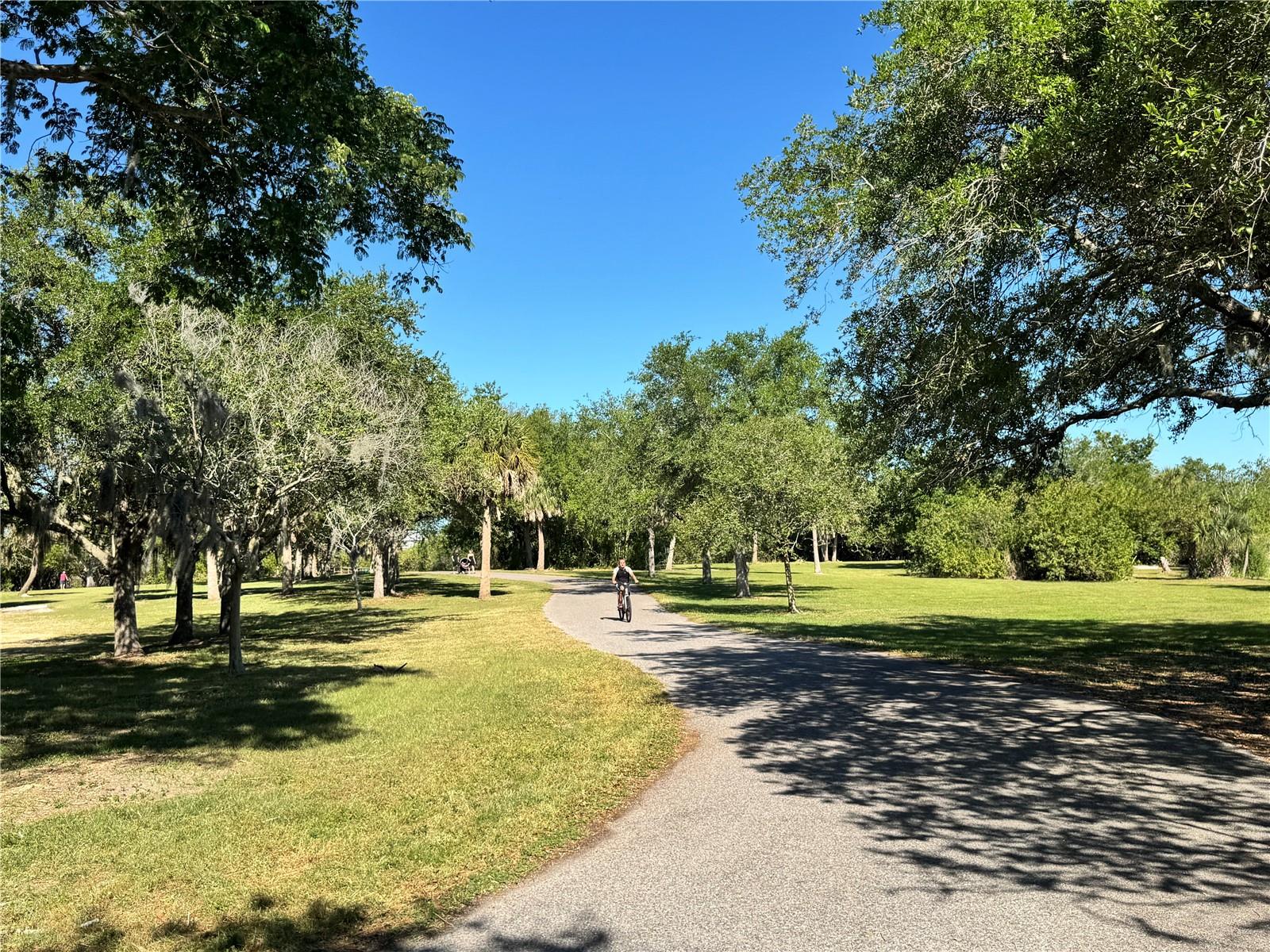 HARBOR PALMS UNIT ELEVEN - Residential