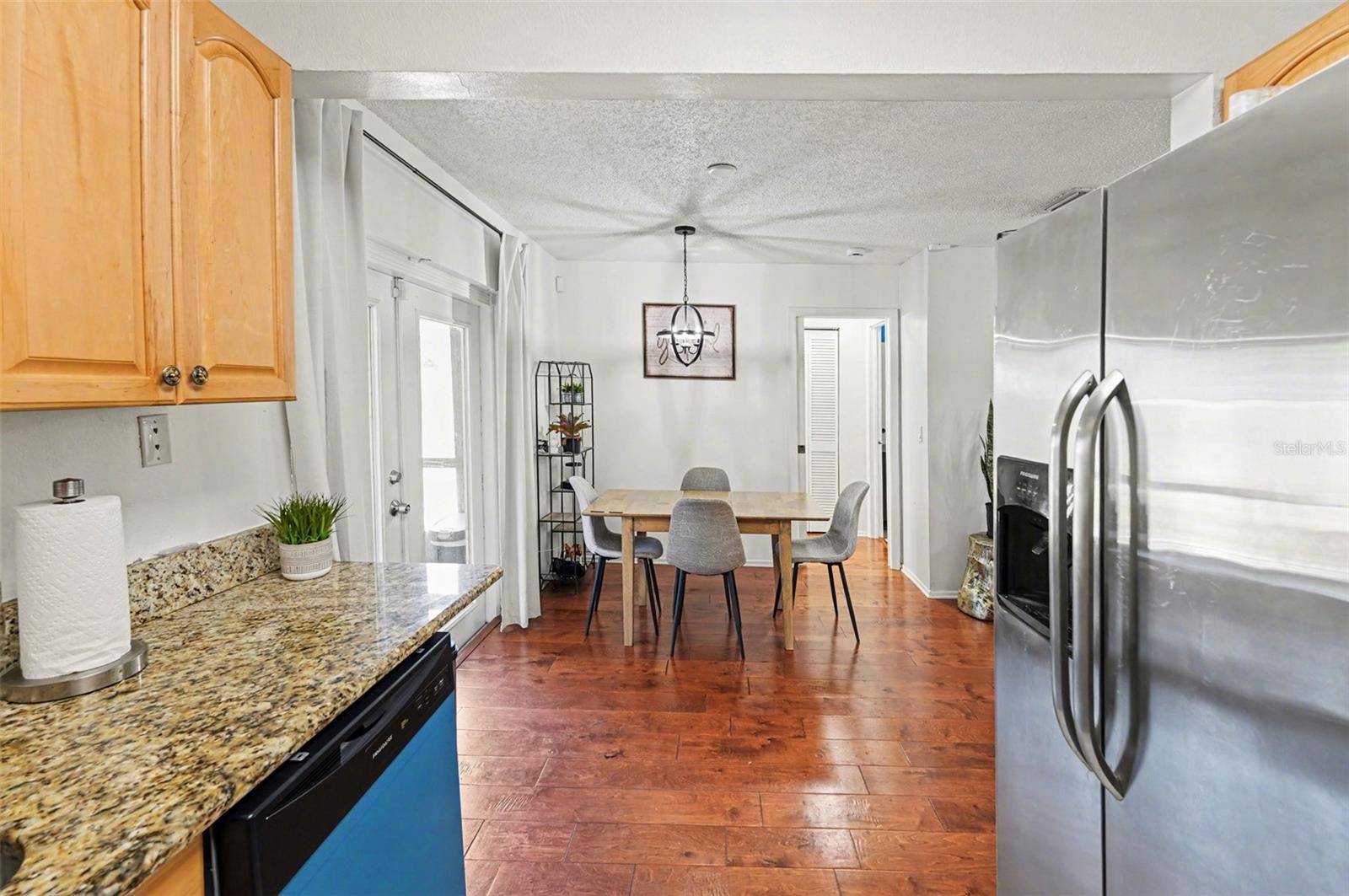 HARBOR PALMS UNIT ELEVEN - Residential