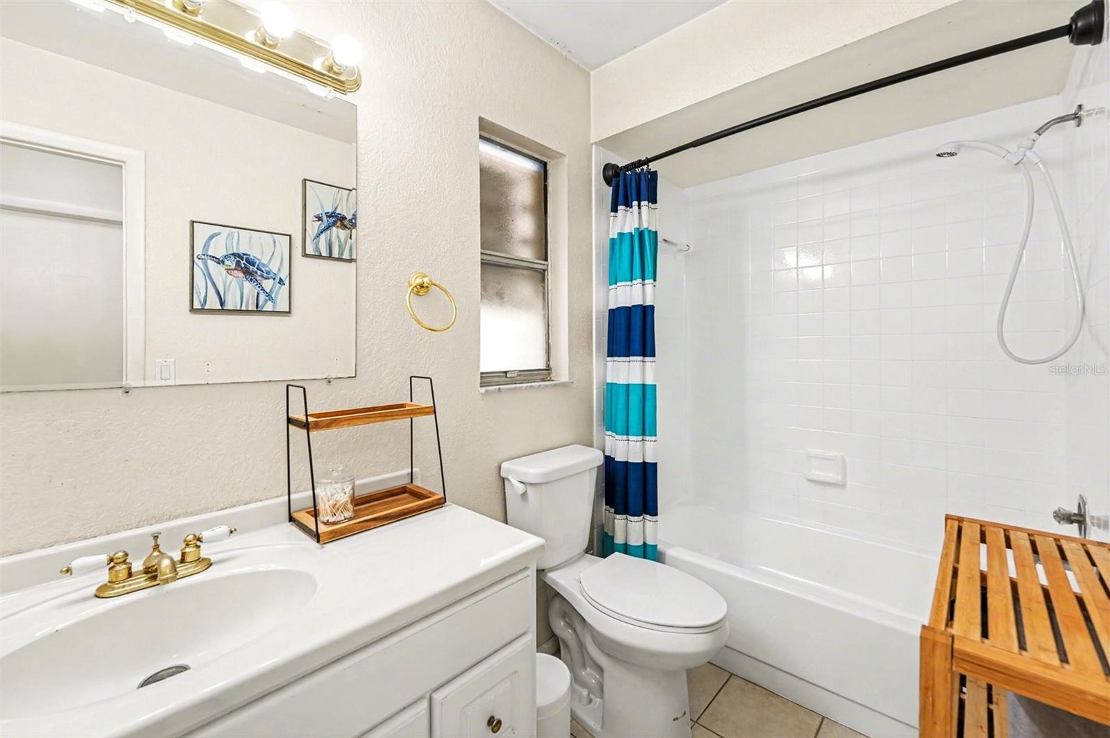 HARBOR PALMS UNIT ELEVEN - Residential