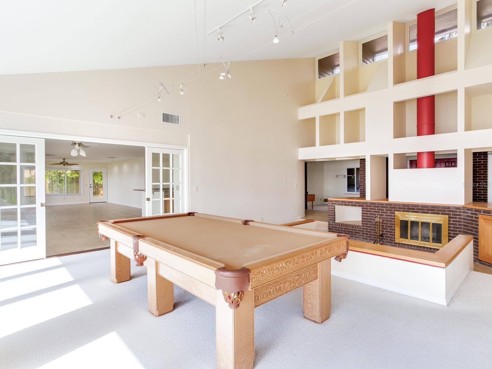 KEYSTONE LAKE VIEW PARK - Residential