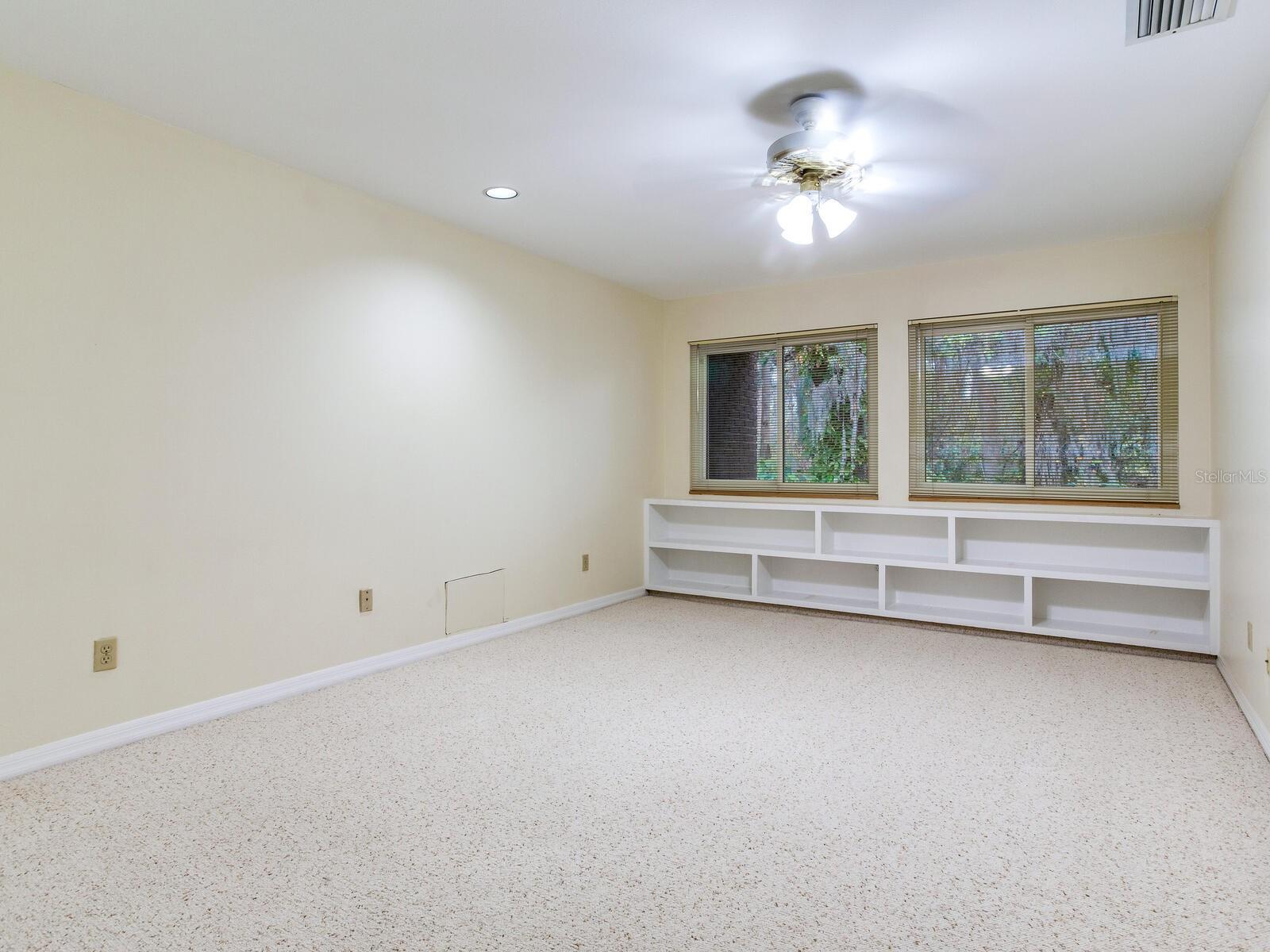 KEYSTONE LAKE VIEW PARK - Residential