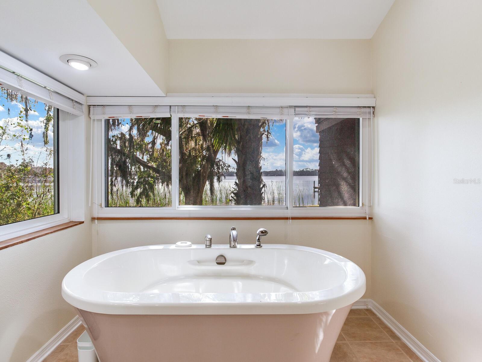 KEYSTONE LAKE VIEW PARK - Residential