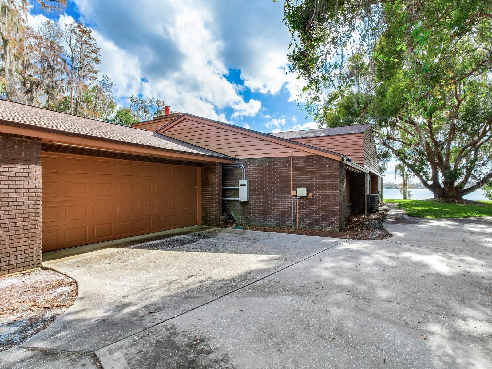 KEYSTONE LAKE VIEW PARK - Residential