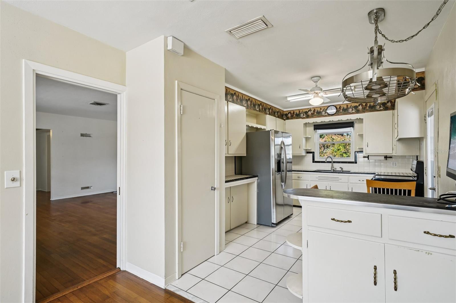 LAKE PASADENA DEV - Residential