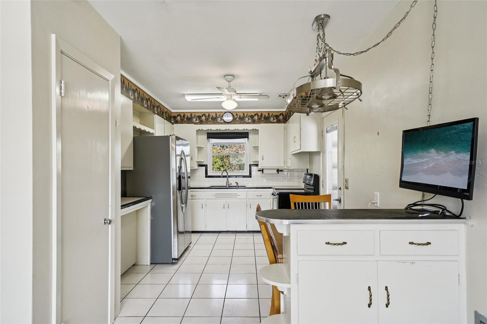 LAKE PASADENA DEV - Residential