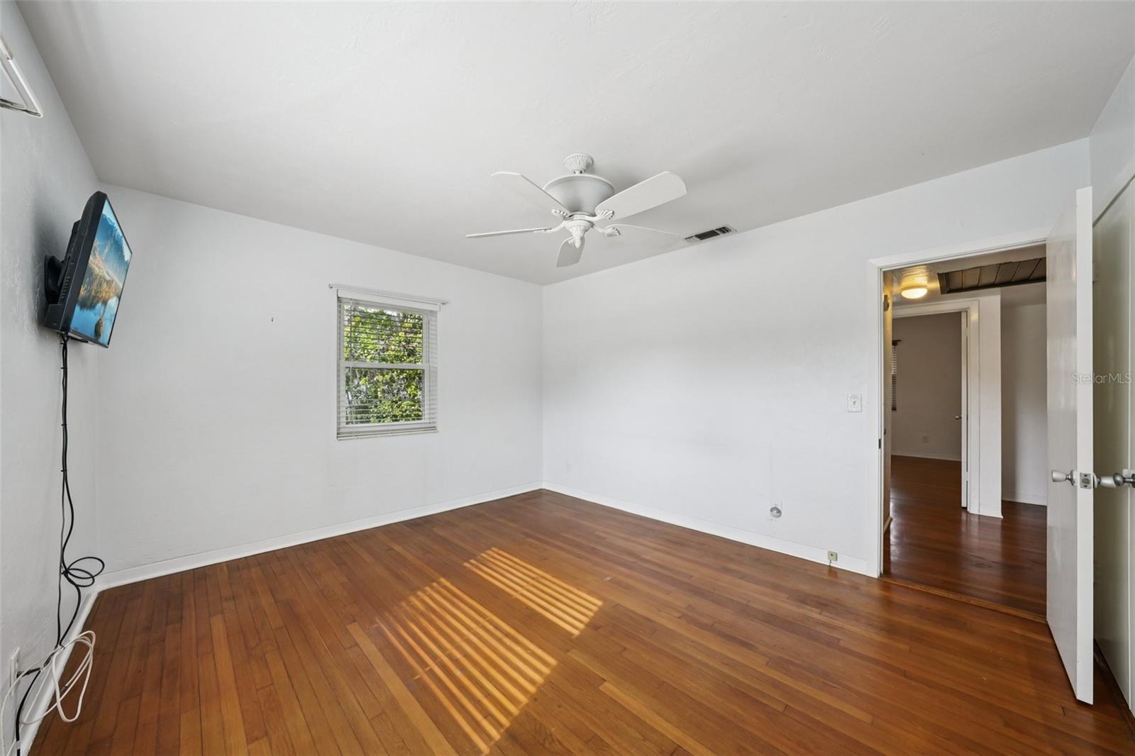 LAKE PASADENA DEV - Residential