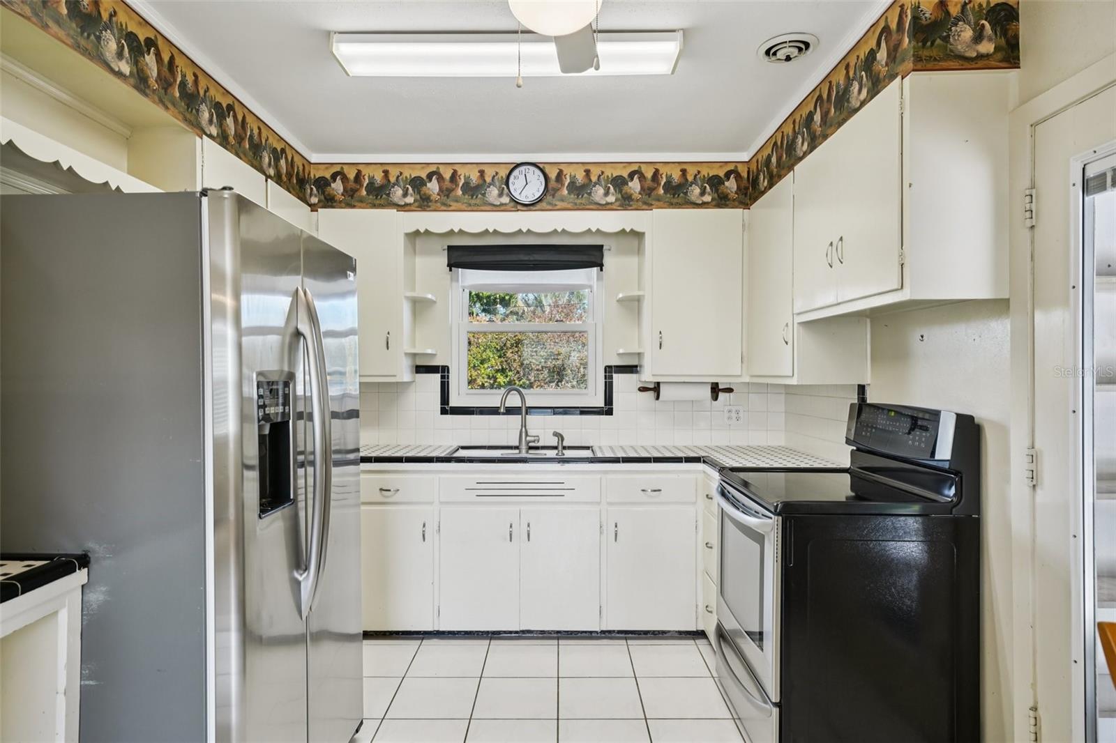 LAKE PASADENA DEV - Residential