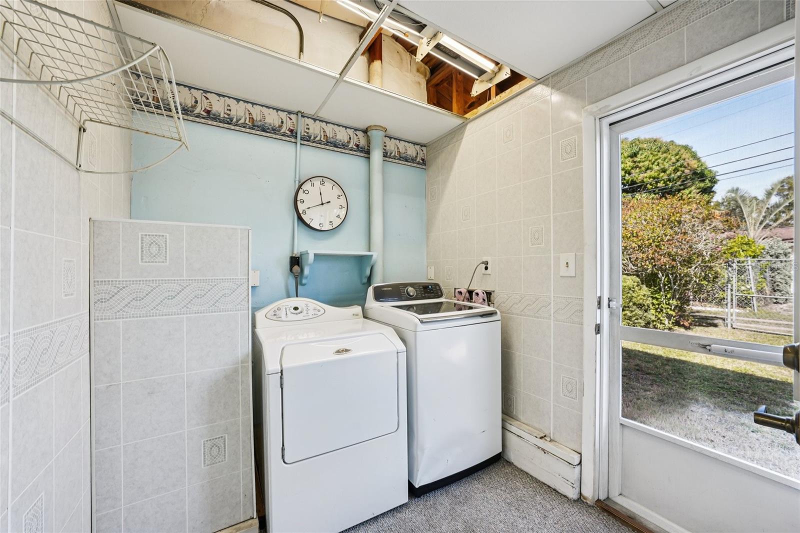 LAKE PASADENA DEV - Residential