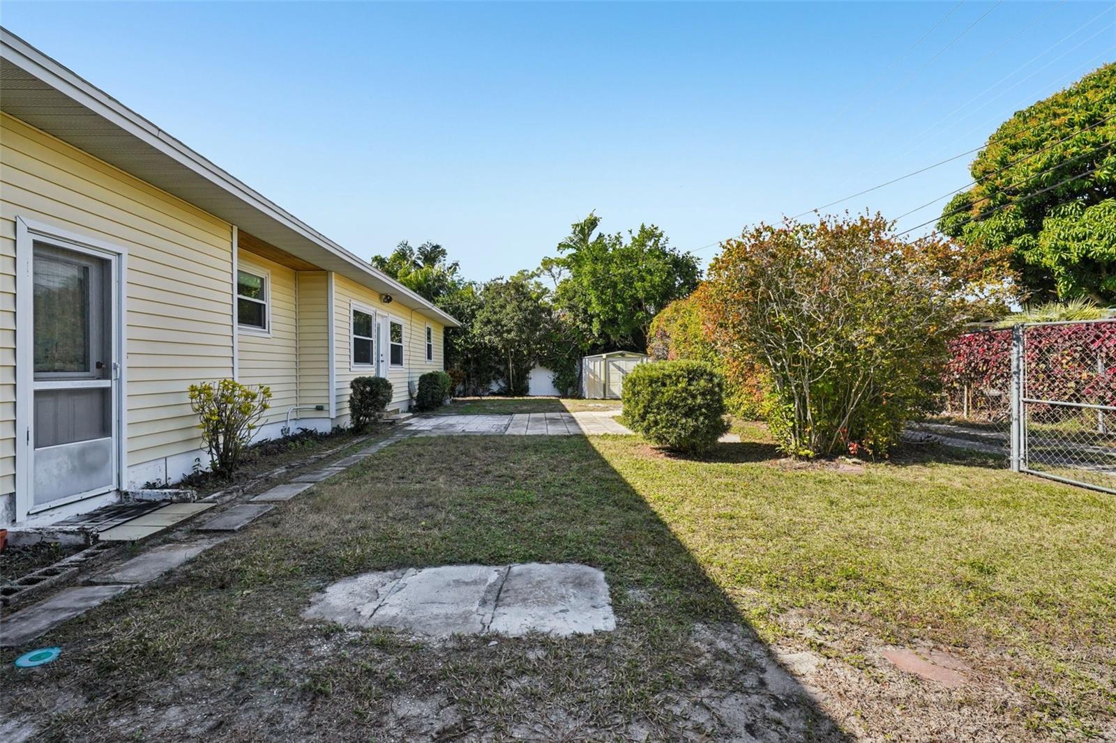 LAKE PASADENA DEV - Residential