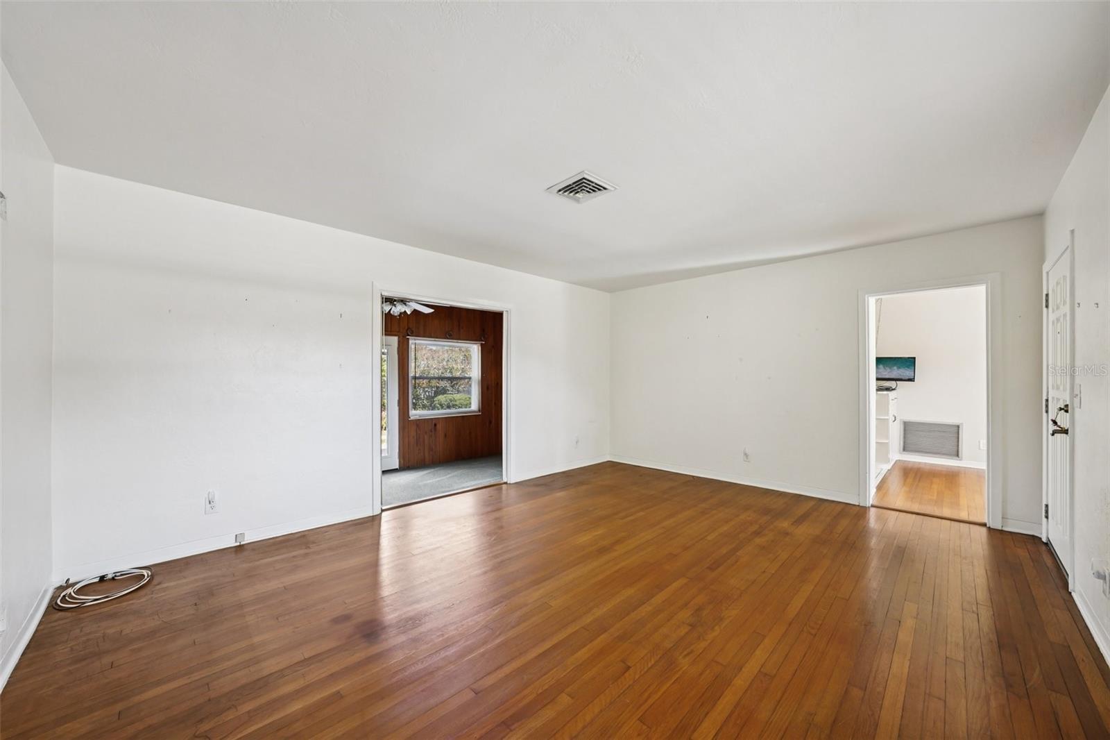 LAKE PASADENA DEV - Residential