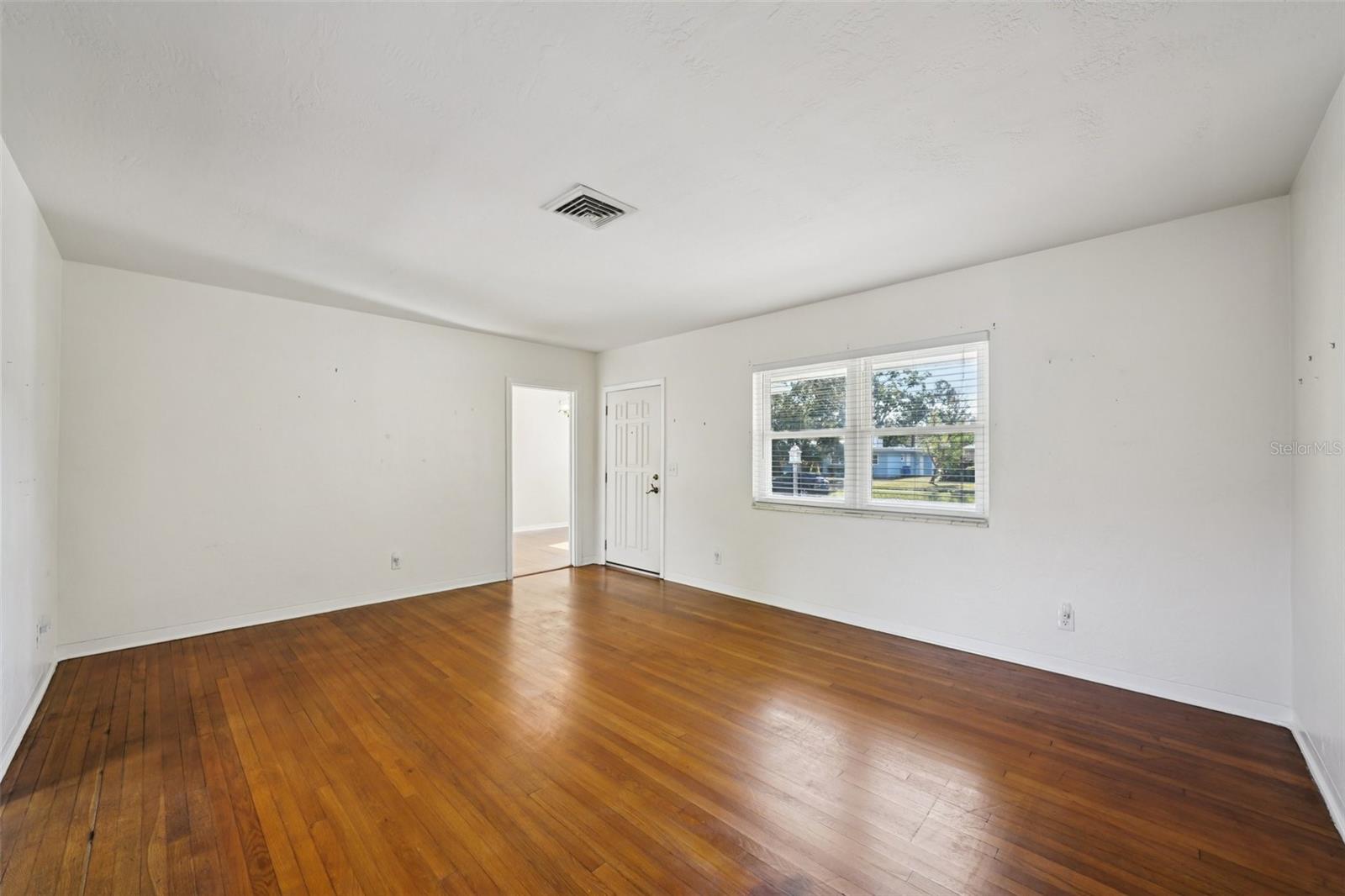 LAKE PASADENA DEV - Residential